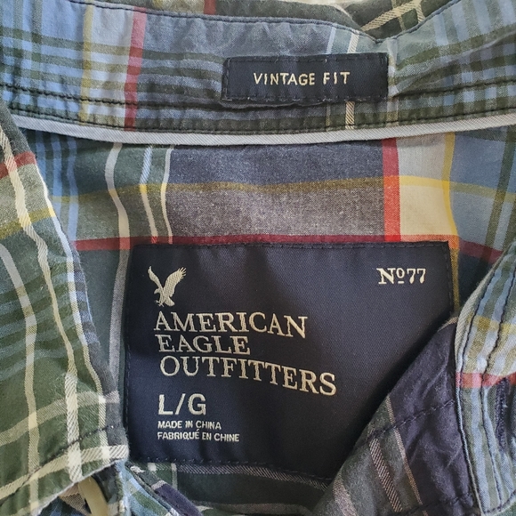 American Eagle Men's Plaid Long-sleeve Button-Down - Picture 3 of 5
